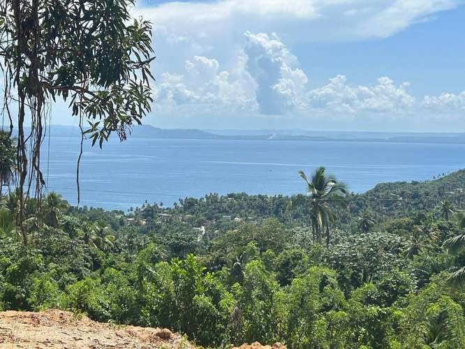 Terrenos en Comunidad Cerrada con Piscina y Vista al Mar a Minutos del Pueblo de Samaná - Imagen 4
