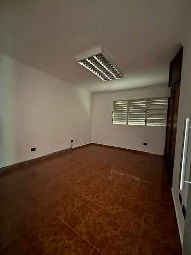 Oficina en piantini con 150 metros