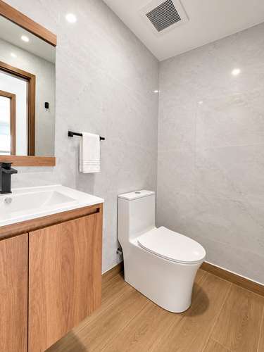 Apartamento con Vista Panorámica al Mar en Alquiler | - Imagen 11