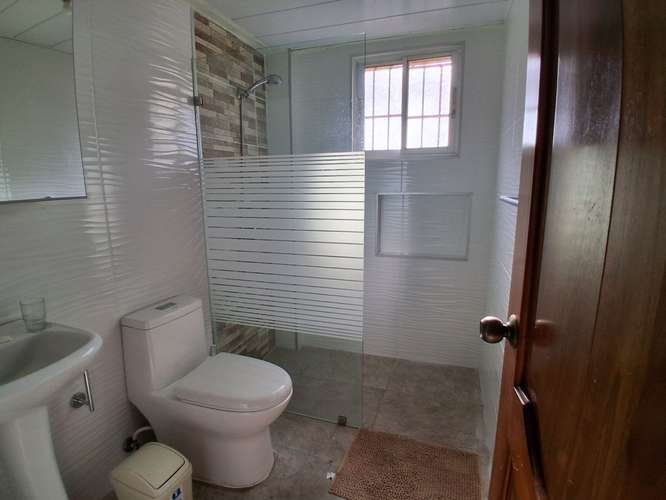 Apartamento en Alquiler Amueblado 2H 1P y Balcón en Condominio Cerrado / Furnished 2-Bedroom, 1-Parking-Space Apartment  - Imagen 7