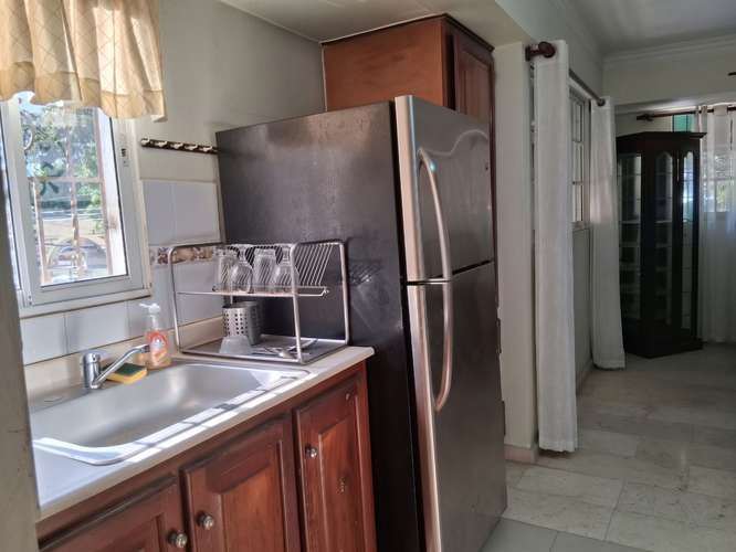 Apartamento en Alquiler Amueblado 2H 1P y Balcón en Condominio Cerrado / Furnished 2-Bedroom, 1-Parking-Space Apartment  - Imagen 6