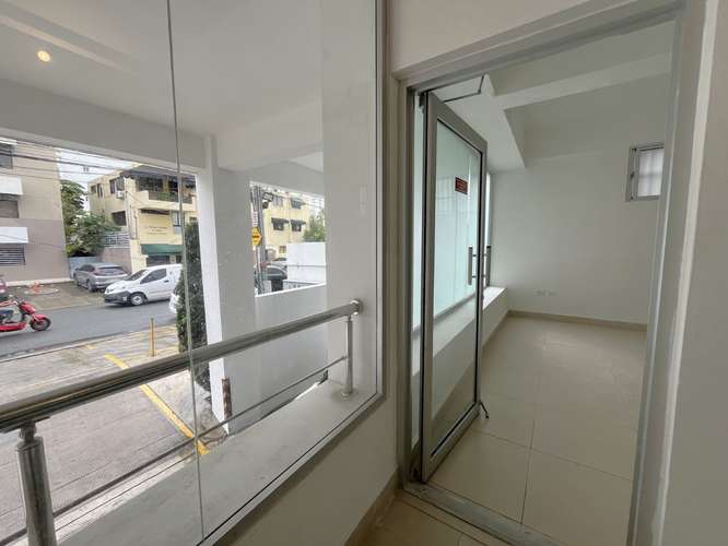 Local Comercial Alquiler NACO de 44m2 – Primer Nivel