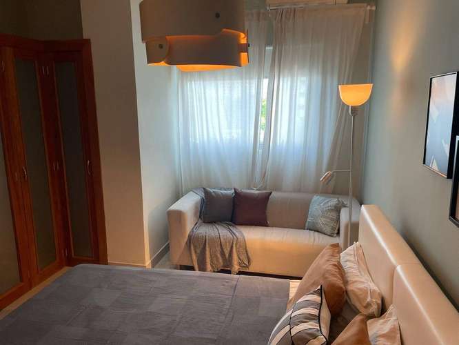 Apartamento Amueblado en Alquiler Evaristo Morales - Imagen 2