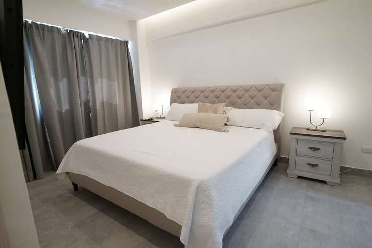 Lujoso Apto Amueblado en  piso 14 en FR-Residences XXI, Bella Vista, Santo domingo