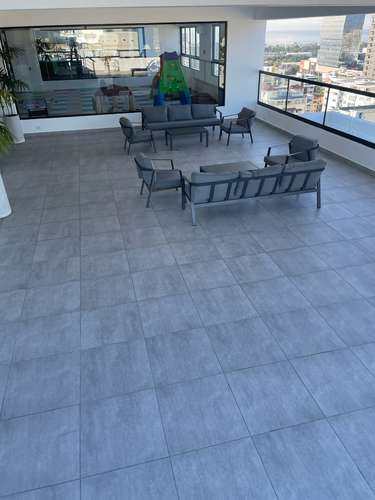 Lujoso Apto Amueblado en  piso 14 en FR-Residences XXI, Bella Vista, Santo domingo