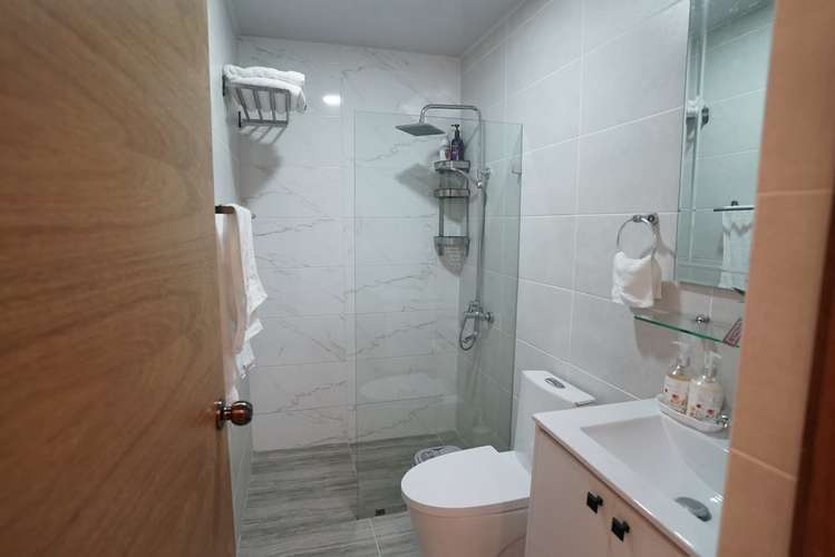Lujoso Apto Amueblado en  piso 14 en FR-Residences XXI, Bella Vista, Santo domingo