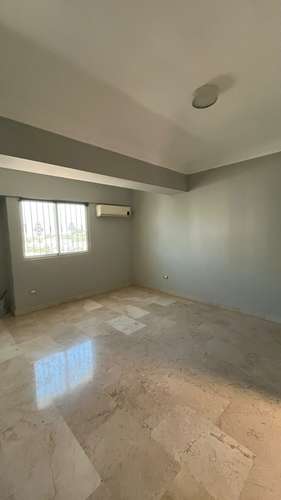 Vendo apartamento en Urbanizacion Real proximo a la 27 de febrero de 3 Habitaciones 7mo nivel. - Imagen 7