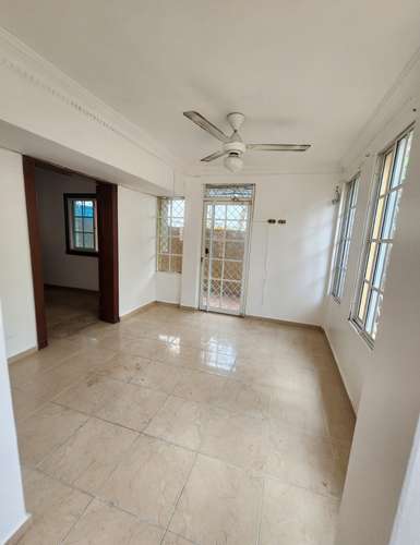 *VILLA CLAUDIA* 301 m2 Construcción, 291 m2 terreno.    4 habitaciones, cuarto principal con balcón, baño y Walkingclose - Imagen 10