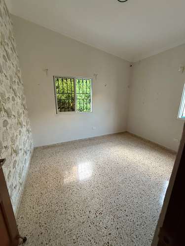Vendo casa en Villa Claudia próxima a la Av. Republica de Colombia de Dos Niveles  - Imagen 13
