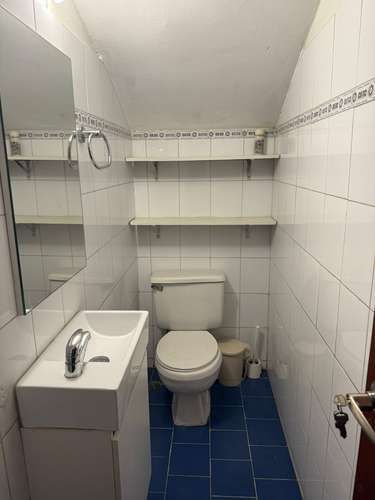 Vendo casa en Villa Claudia próxima a la Av. Republica de Colombia de Dos Niveles  - Imagen 7