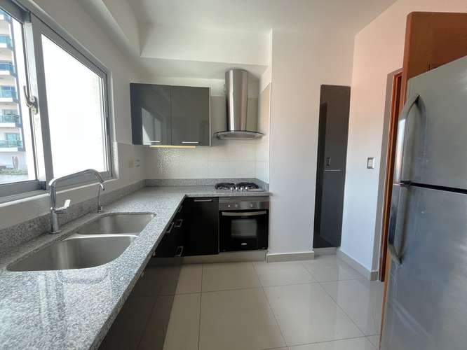 Apartamento en Alquiler en Piantini de DOS Habitaciones con Línea Blanca - Imagen 7