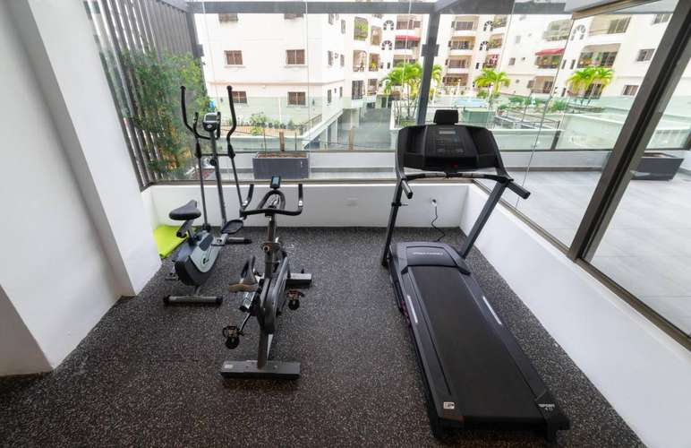 APARTAMENTO AMUEBLADO EN ALQUILER EN TORRE ARKHO III | EVARISTO MORALES, SANTO DOMINGO - Imagen 7