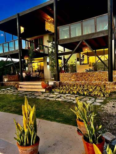 VILLA EN VENTA EN SANTIAGO DE LOS CABALLEROS