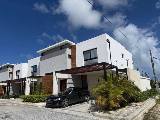 Villa en venta con piscina en Costa Cana, Punta Cana