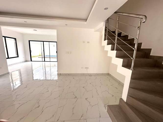 Villa en venta con piscina en Costa Cana, Punta Cana