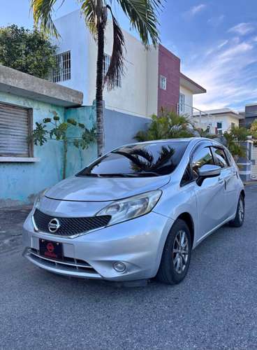 Tu próximo carro te está esperando! Nissan Note 2015 en excelentes condiciones