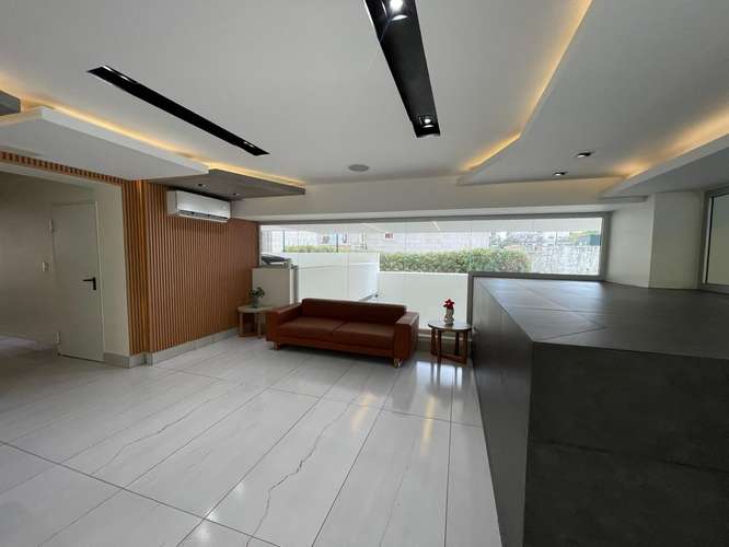 Se alquila, Apartamento 2Hab Amueblado FIno y Acogedor c/Vista, Piscina Rooftop, Lobby y Gym en La Julia  - Imagen 11