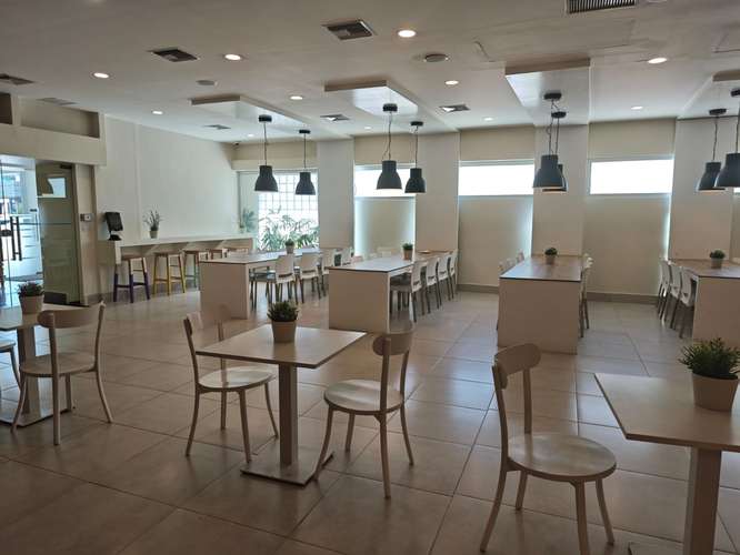 Alquilo edificio comercial en el sector de naco , de 6 niveles, 9000mt2, próximo Av.principales  - Imagen 2