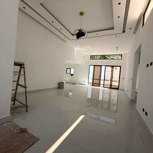 Casa moderna en venta de 3 habitaciones en residencial cerrado de Gurabo - Imagen 4