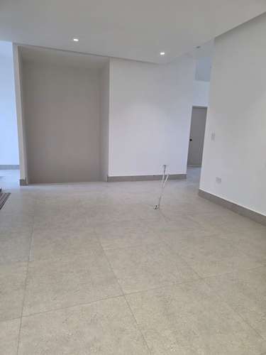  Local Comercial en Renta – Jardines metropolitanos, Santiago