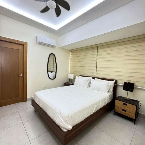 Apartamento amueblado en venta de 2 habitaciones en La Esmeralda - Imagen 13