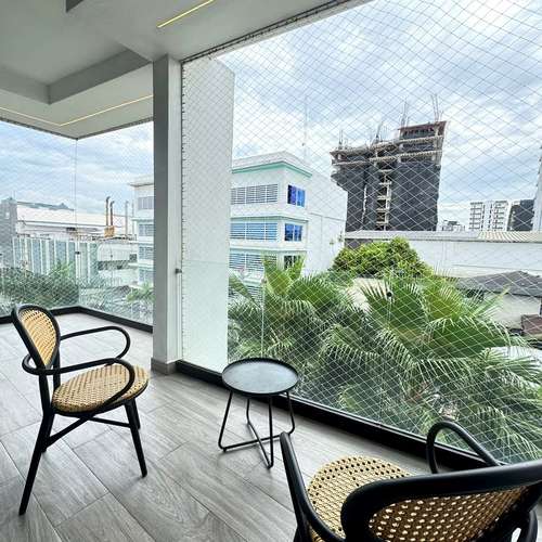 Apartamento amueblado en venta de 2 habitaciones en La Esmeralda - Imagen 17