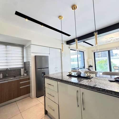 Apartamento amueblado en venta de 2 habitaciones en La Esmeralda - Imagen 11