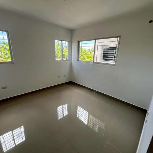 Apartamento en alquiler de 3 habitaciones en Llanos de Gurabo - Imagen 5