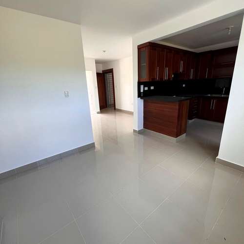 Apartamento en alquiler de 3 habitaciones en Llanos de Gurabo - Imagen 2