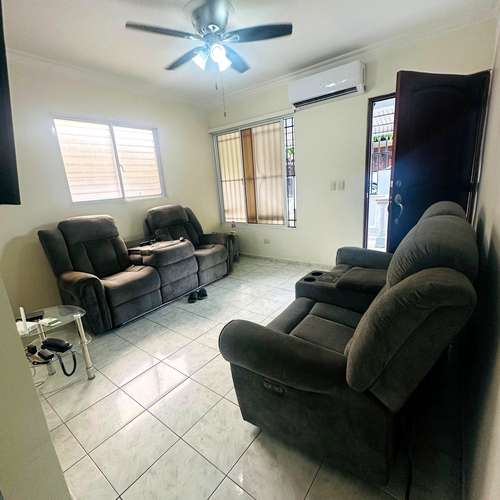 Casa en venta de 3 habitaciones en Los Rieles de Gurabo - Imagen 3