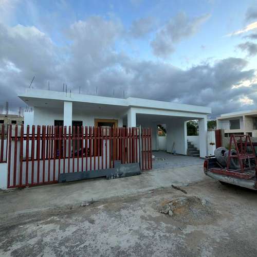 Casa en venta de 3 habitaciones en Villa Emilia, La Ciénaga - Imagen 2