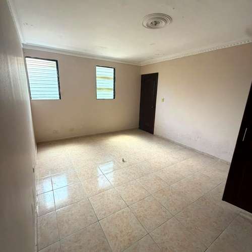 Casa de dos niveles en venta cerca del Supermercado Don Lindo - Imagen 12