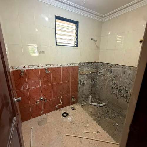 Casa de dos niveles en venta cerca del Supermercado Don Lindo - Imagen 18