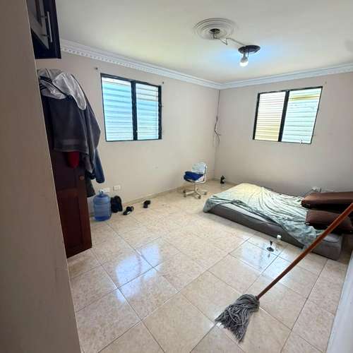 Casa de dos niveles en venta cerca del Supermercado Don Lindo - Imagen 13