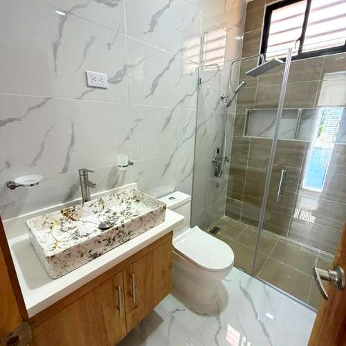 Casa moderna en venta de 3 habitaciones en Barranquita - Imagen 12