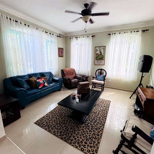 Mansión en venta de 4 habitaciones en Guayabal, Puñal - Imagen 6