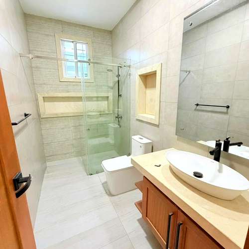 Casa en venta de 3 habitaciones con marquesina para 6 en Gurabo - Imagen 14