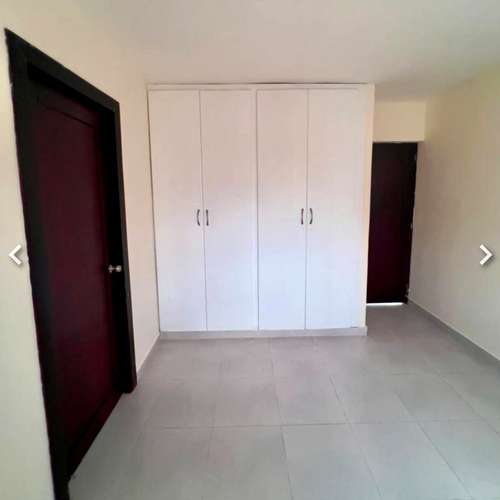 Apartamento en venta de 3 habitaciones en avenida Yapur Dumit - Imagen 4