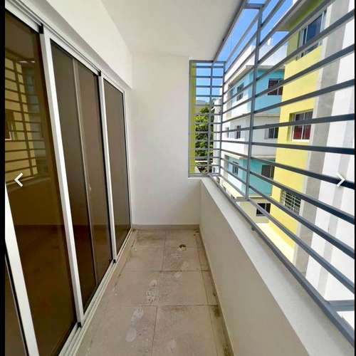 Apartamento en venta de 3 habitaciones en avenida Yapur Dumit - Imagen 8