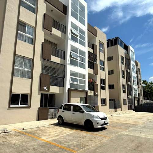 Apartamento en venta con patio de 3 habitaciones en Gurabo, Santiago - Imagen 2
