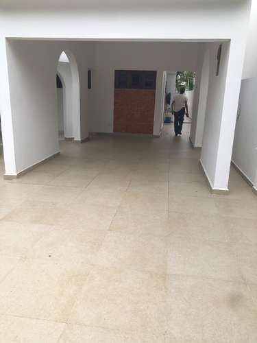 VENTA CASA DE DOS NIVELES EN ZONA EXCLUSIVA DE CERRO ALTO SANTIAGO - Imagen 9