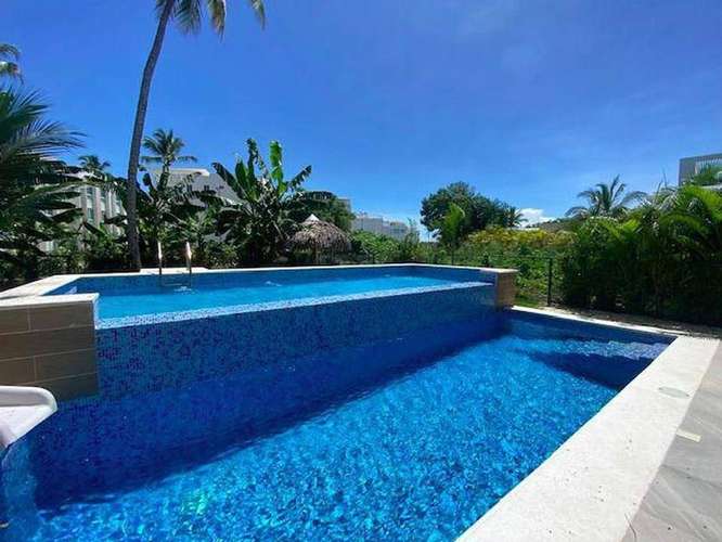 Villa en venta a Solo Pasos de la Playa en Playa nueva Romana. - Imagen 2
