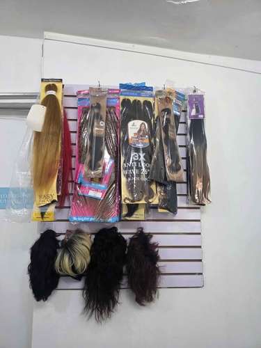  **SALÓN DE BELLEZA Y CENTRO DE UÑAS EQUIPADO EN RENTA | SANTIAGO** - Imagen 12