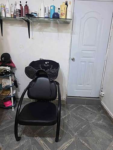  **SALÓN DE BELLEZA Y CENTRO DE UÑAS EQUIPADO EN RENTA | SANTIAGO** - Imagen 9