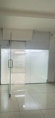 ALQUILER LOCAL COMERCIAL CON MEZANINE EN DIAMOND MALL - Imagen 9