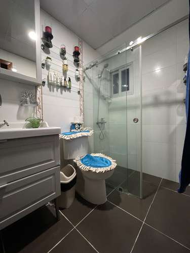 Venta apartamento en Miraflores de 3 habitaciones c/u con u baño - Imagen 11