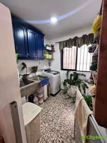 VENTA DE APARTAMENTO PROXIMO A UNIVERSIDAD UTESA. - Imagen 12