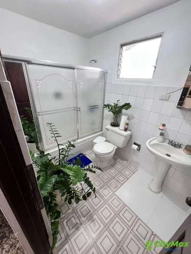 VENTA DE APARTAMENTO PROXIMO A UNIVERSIDAD UTESA. - Imagen 11