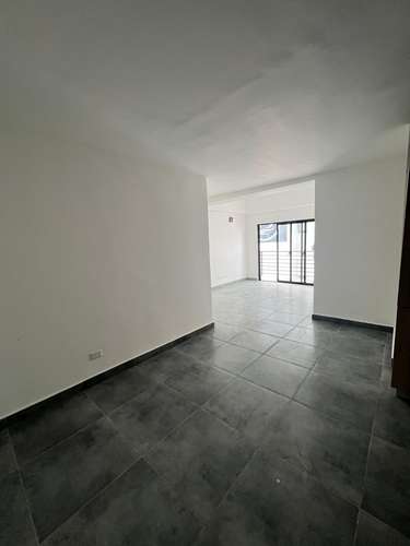 Apartamento Nuevo En Venta De 1 Hab. En Evaristo Morales, Distrito Nacional. - Imagen 2