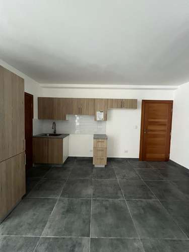 Apartamento Nuevo En Venta De 1 Hab. En Evaristo Morales, Distrito Nacional. - Imagen 4